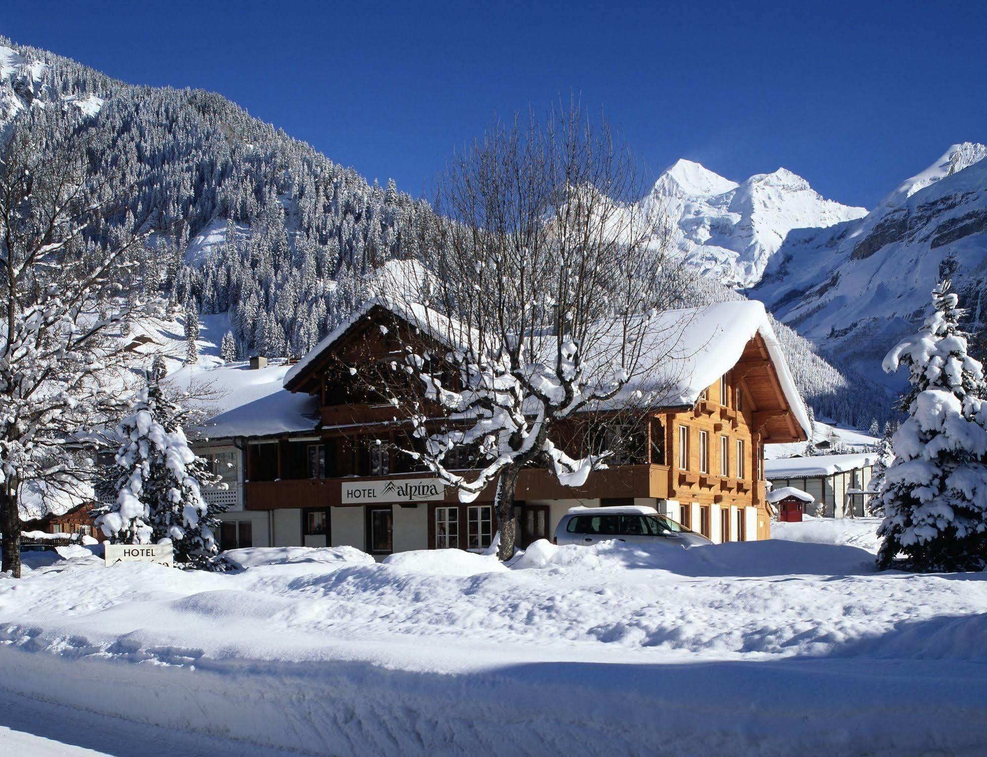 Hotel Alpina Kandersteg Exteriör bild